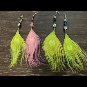 2 pairs of lightweight peacock feather earrings